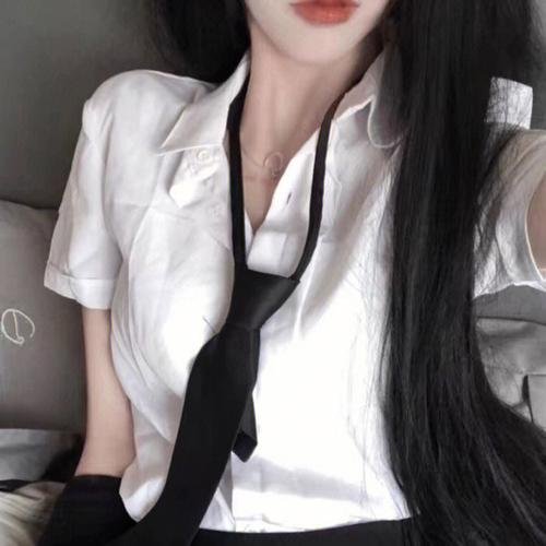 最近，我的妹妹有点怪